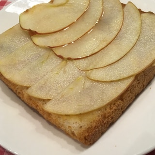 焼き芋で簡単！スイートポテトアップルパン